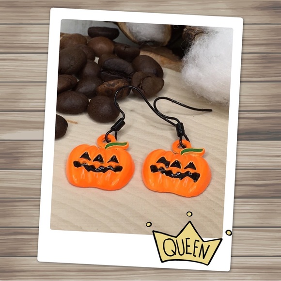 Jack o Lantern Pumpkin Earrings Halloween - Picture 2 of 8